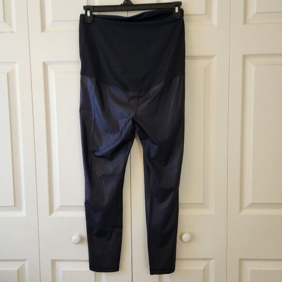 Ingrid & Isabel Maternity Crossover Panel Faux Leather Leggings XL Black NWT - Picture 7 of 9